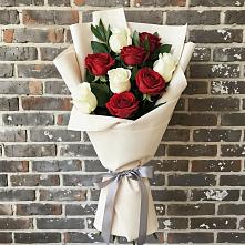 Букет цветов из:  Розы #REPLACE_PRED# Октябрьском Красноярского края