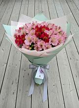 Букет цветов из:  Альстромерии в Октябрьском Красноярского края