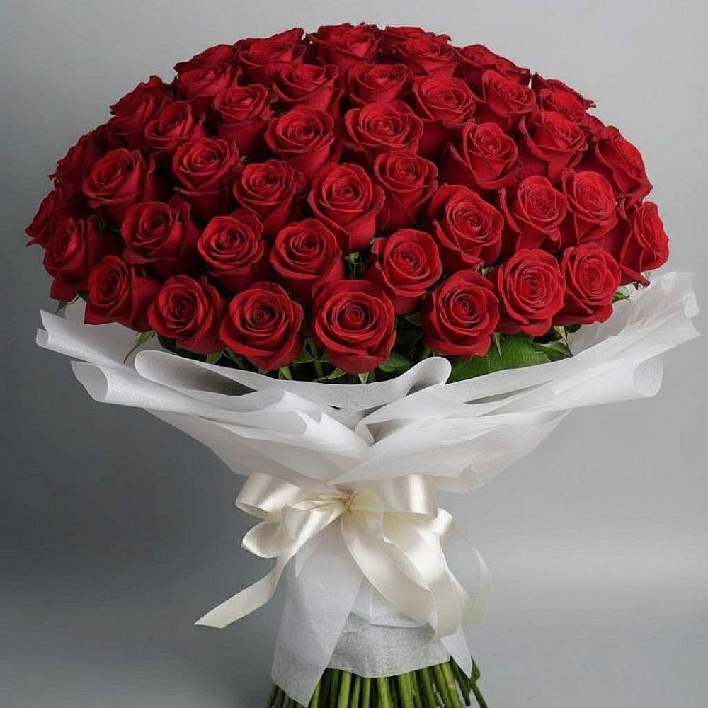 Букет 101 Красная роза Блэк Мэджик в Октябрьском Красноярского края