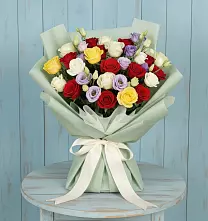 Букет цветов из:  Розы в Октябрьском Красноярского края