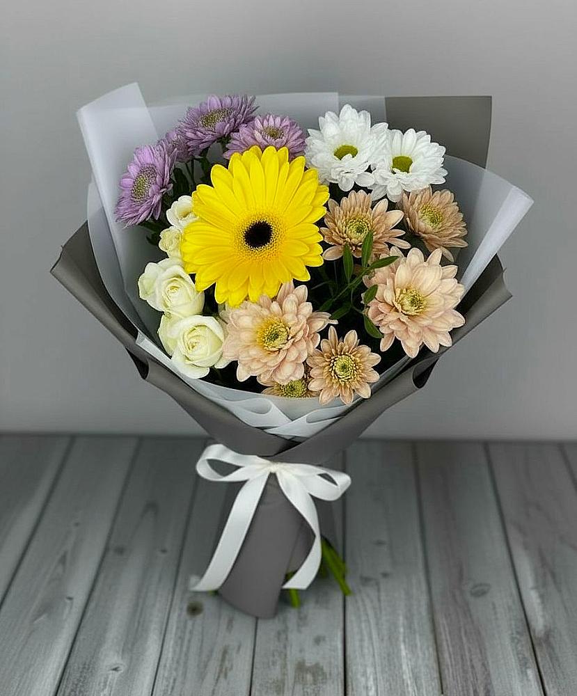 Букет цветов из: Розы, Герберы и Хризантемы в Октябрьском Красноярского края