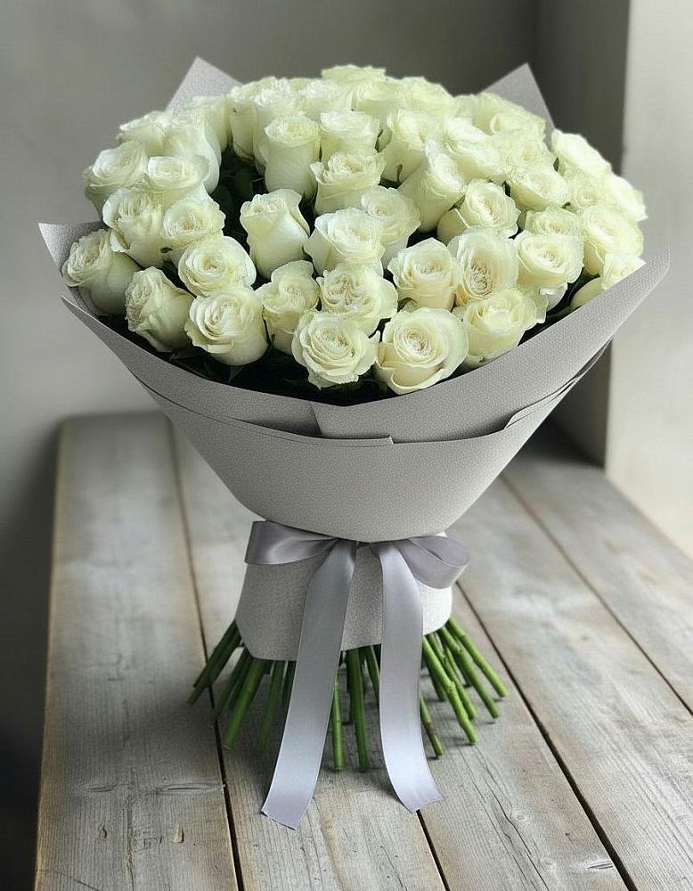 Букет 35 Белых роз в Октябрьском Красноярского края