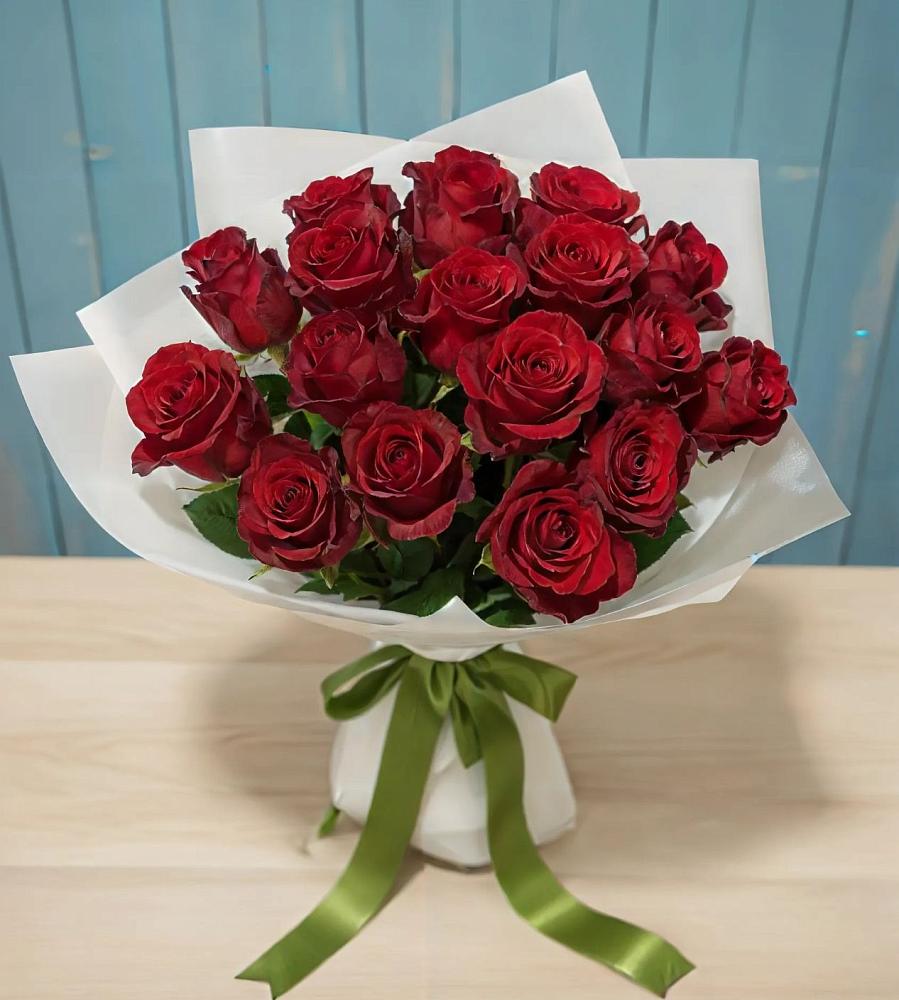 Букет Красные розы в Октябрьском Красноярского края