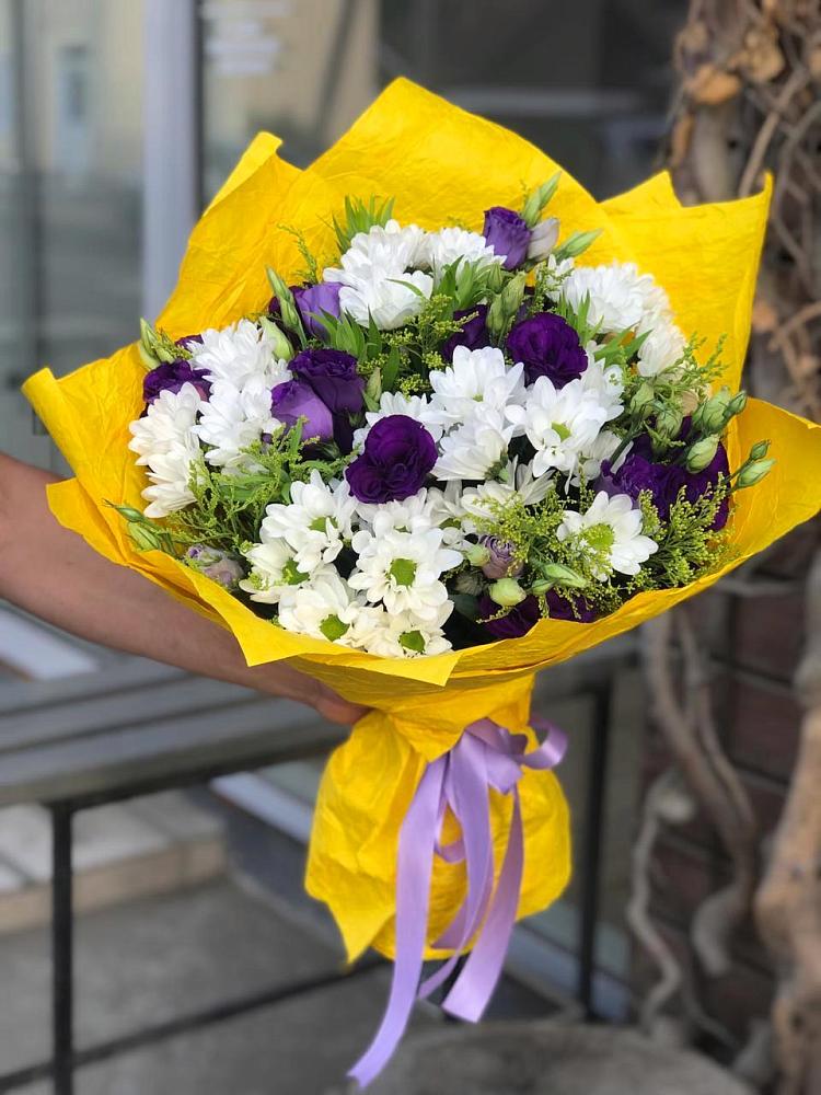 Букет цветов из: Ирисы, Хризантемы и Ромашки в Октябрьском Красноярского края