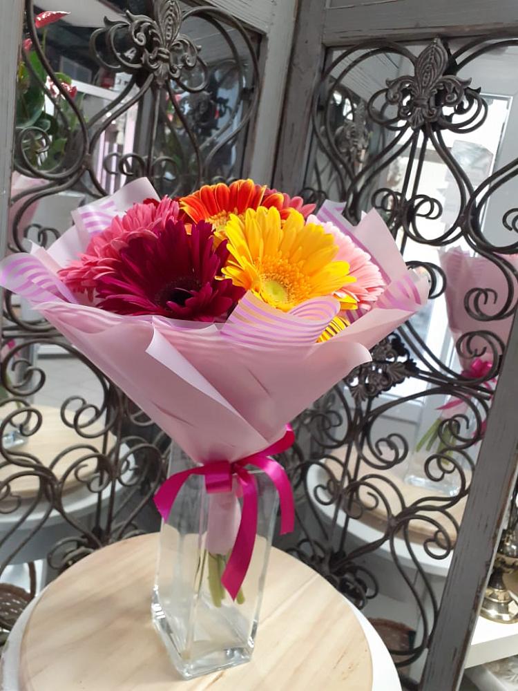 Букет цветов из: Герберы в Октябрьском Красноярского края