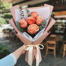 Букет цветов из:  Розы #REPLACE_PRED# Октябрьском Красноярского края