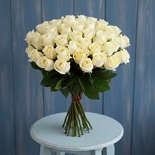 Букет 51 Белая роза Эдлесс Лав в Октябрьском Красноярского края