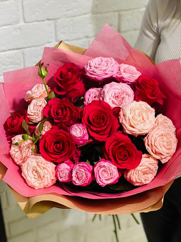 Букет цветов из: Розы в Октябрьском Красноярского края