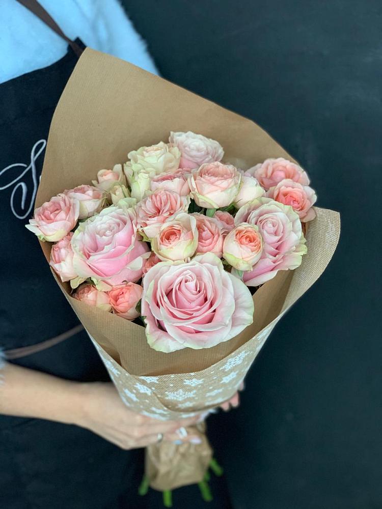 Букет цветов из: Хризантемы и Розы в Октябрьском Красноярского края