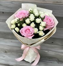 Букет цветов из:  Розы #REPLACE_PRED# Октябрьском Красноярского края