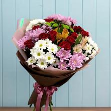 Букет цветов из:  Розы, Хризантемы и Альстромерии в Октябрьском Красноярского края