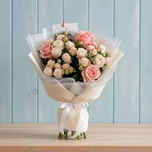 Букет цветов из:  Розы в Октябрьском Красноярского края
